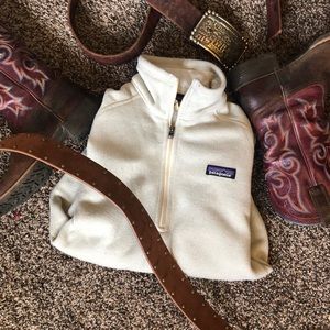 Patagonia quarter zip fleece
